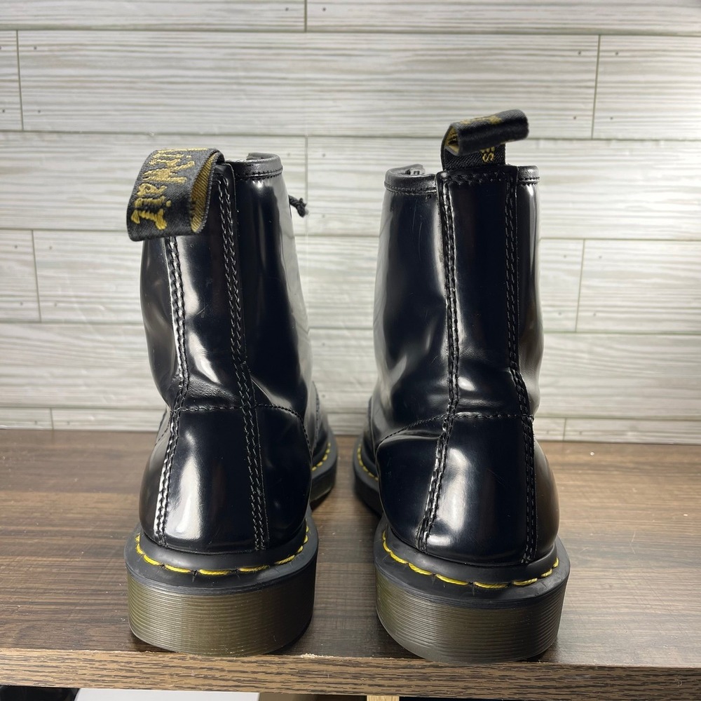 Dr. Martens 1460 8 Eye Black Boots - M 9 - W 10 - Picture 9 of 11